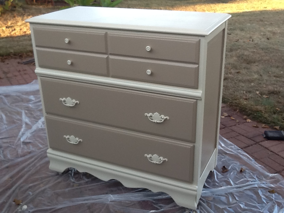 57 Beautiful Painting A Dresser Two Colors